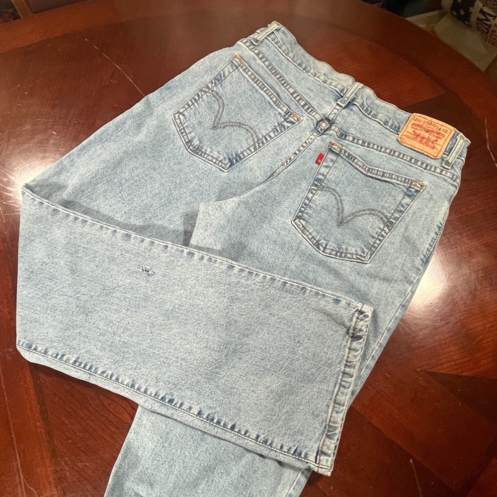 Levis 550 Relaxed Bootcut Jeans Light Wash Denim High Rise Womens 31x30 Flaw
